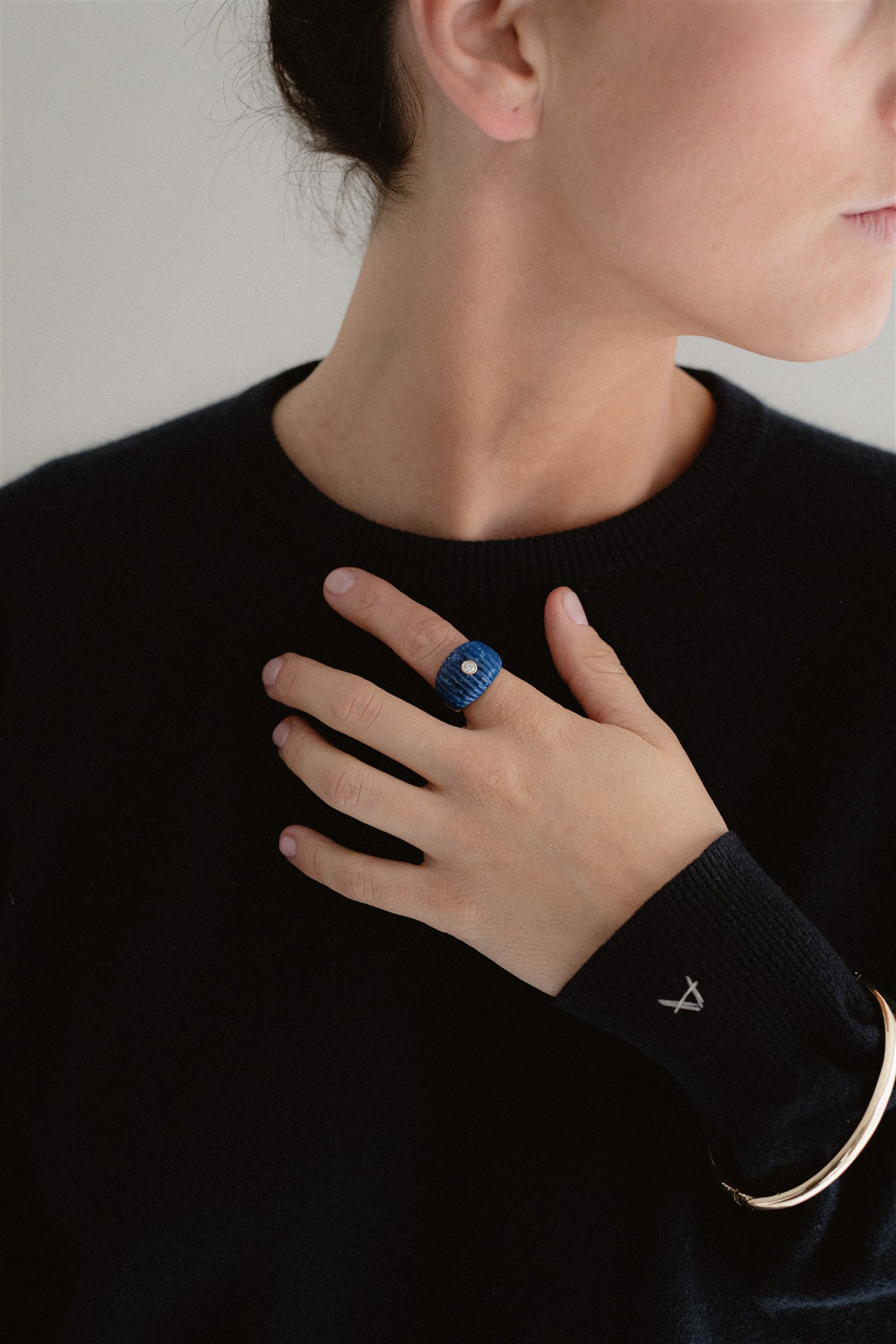 Anillo de oro lapislázuli y brillante