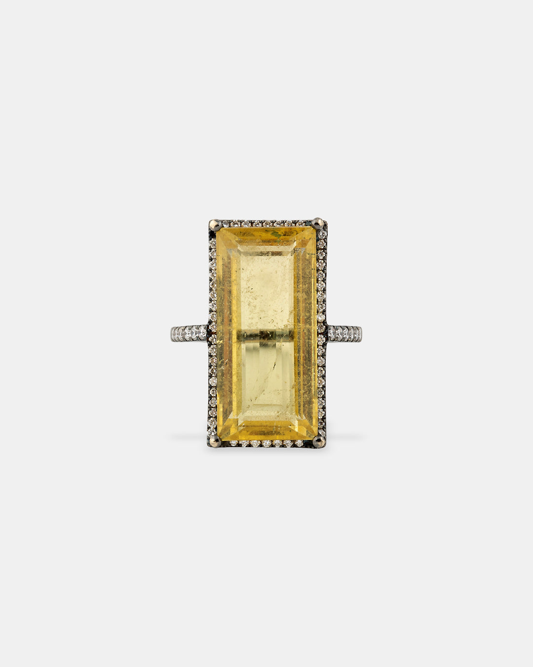 Anillo berilio amarillo con brillantes en rodio negro