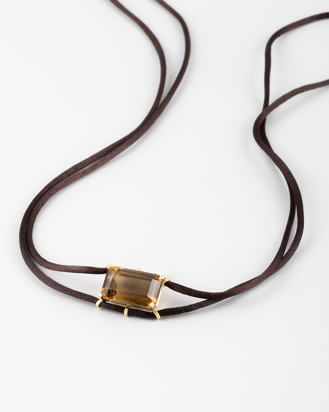 Pulsera de oro con cuarzo ahumado